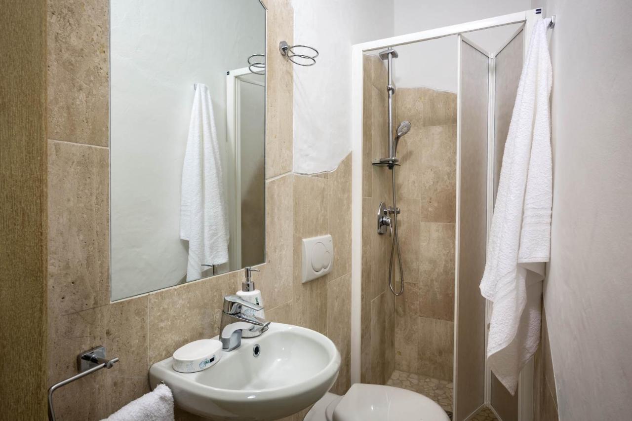 Iconic Luxury Suites Abbiadori Exterior photo